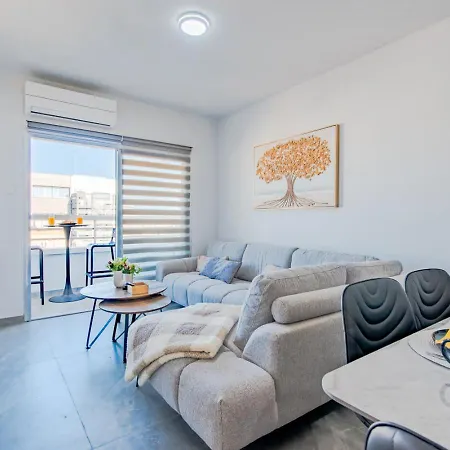 Telmar Sky View Apartment